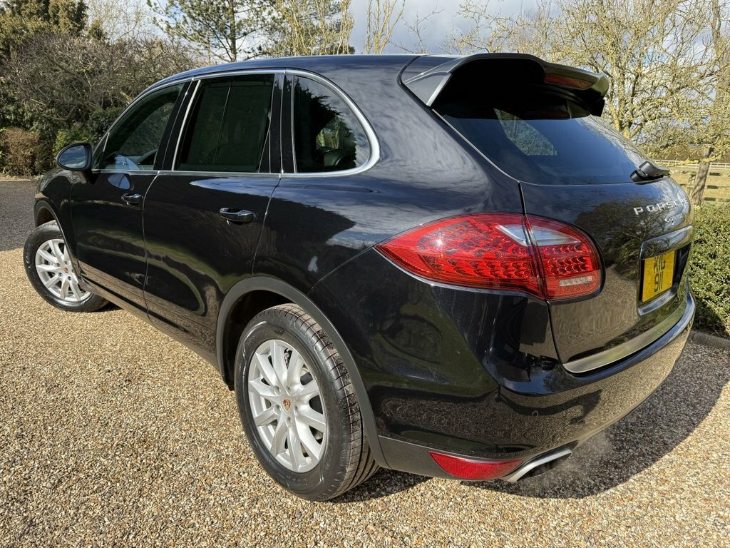 Porsche Cayenne 3.2L Null Black #4