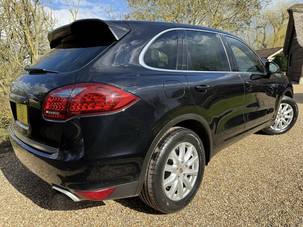 Porsche Cayenne 3.2L Null Black #3