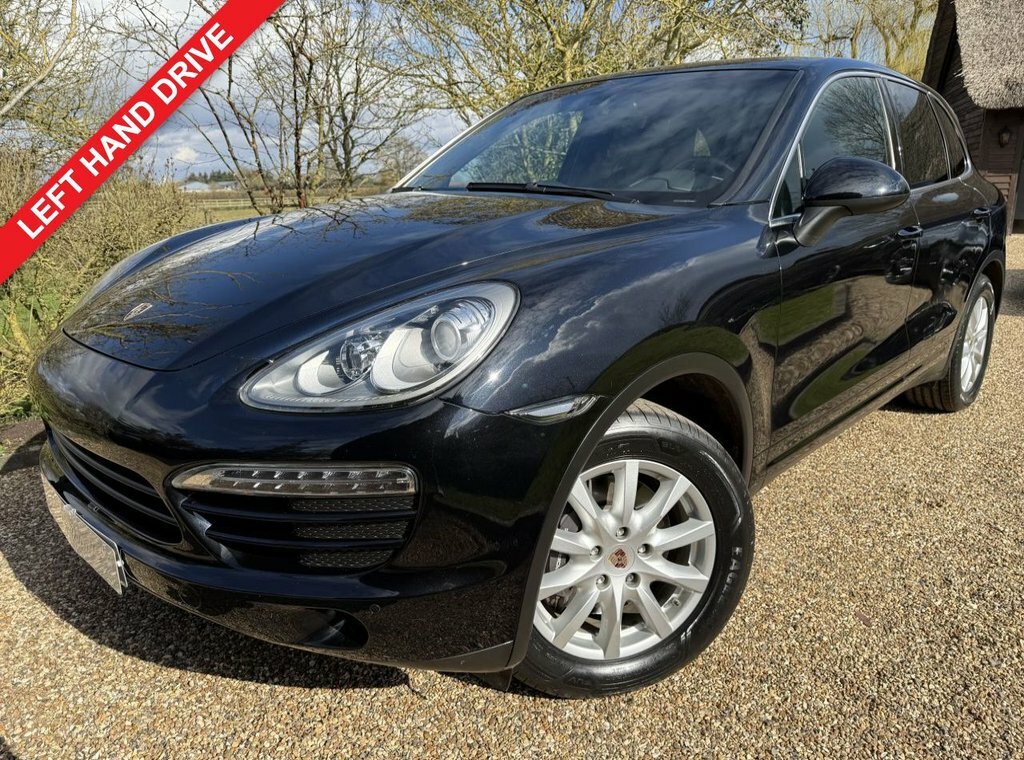Porsche Cayenne 3.2L Null Black