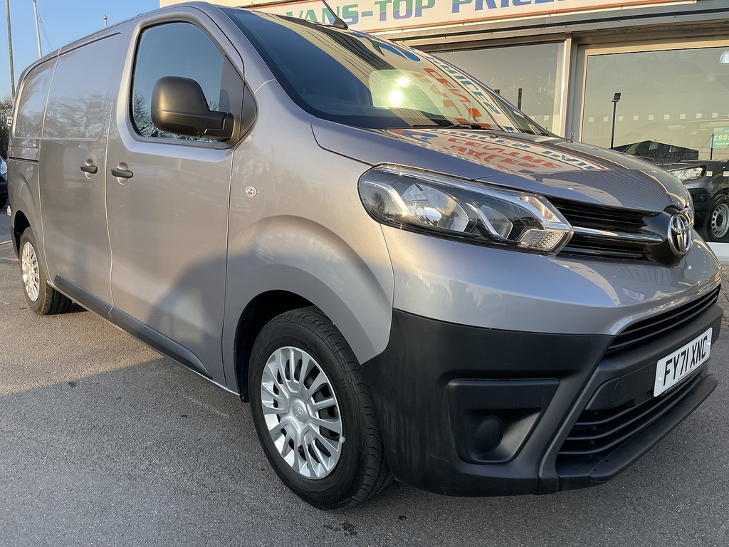 Toyota PROACE 2.0D Icon Medium Panel Van 6Dr Mwb E FY71XNC Grey #3