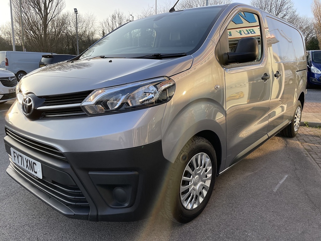 Toyota PROACE 2.0D Icon Medium Panel Van 6Dr Mwb E FY71XNC Grey #5