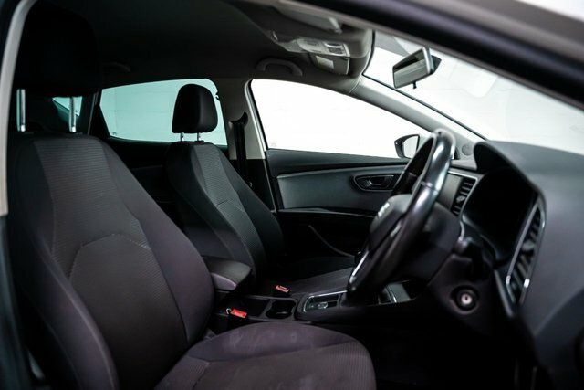 Seat Leon 2020 1.6 Tdi Se Dynamic Hatchback Manua White #5