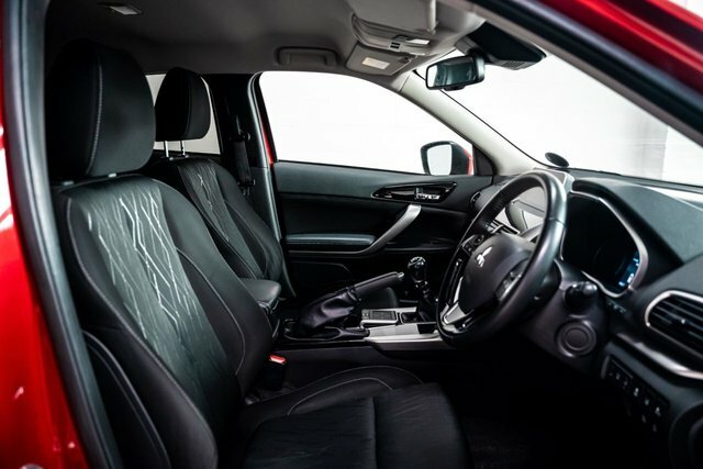 Mitsubishi Eclipse Cross 2019 1.5T 3 Suv Euro 6 Ss 16 YG69RVC Red #5