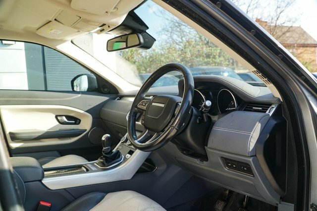 Land Rover Range Rover Evoque 2016 2.0 Ed4 Se Tech Suv Fwd Eur HW66GZE Grey #2