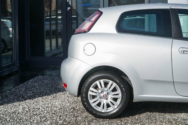 Fiat Punto 2013 1.4 Easy Hatchback Euro 5 Grey #4