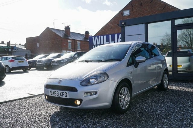 Fiat Punto 2013 1.4 Easy Hatchback Euro 5 Grey #2