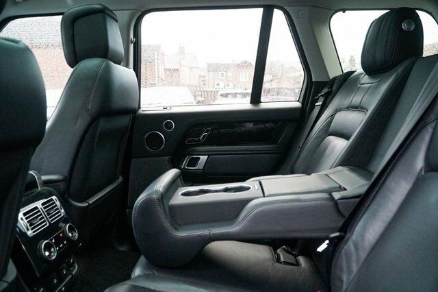Land Rover Range Rover 2018 3.0 Sd V6 Vogue Se Suv 4Wd Eu YE68GPG Black #4