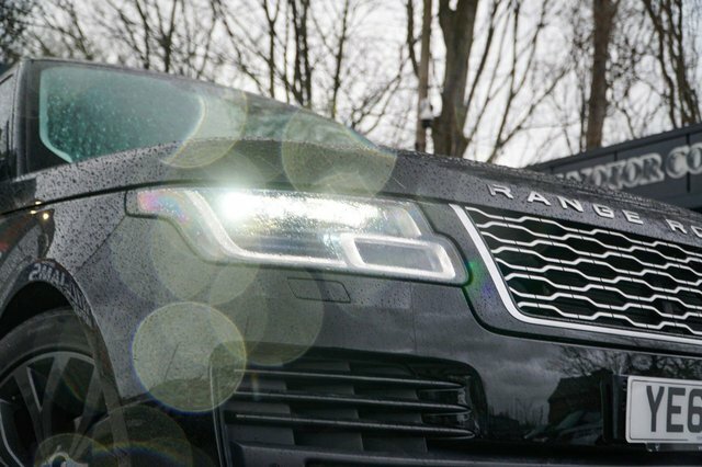 Land Rover Range Rover 2018 3.0 Sd V6 Vogue Se Suv 4Wd Eu YE68GPG Black #3