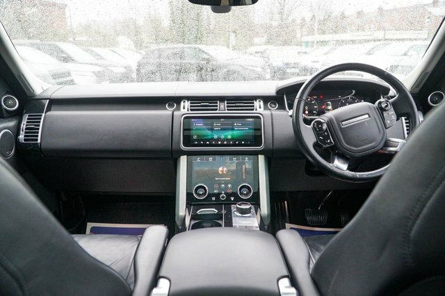 Land Rover Range Rover 2018 3.0 Sd V6 Vogue Se Suv 4Wd Eu YE68GPG Black #2