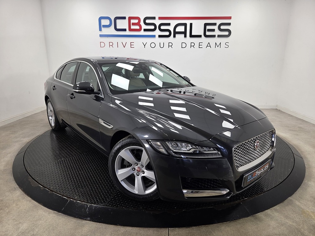 Jaguar XF 2.0I Portfolio Gpf Saloon Euro 6 Grey