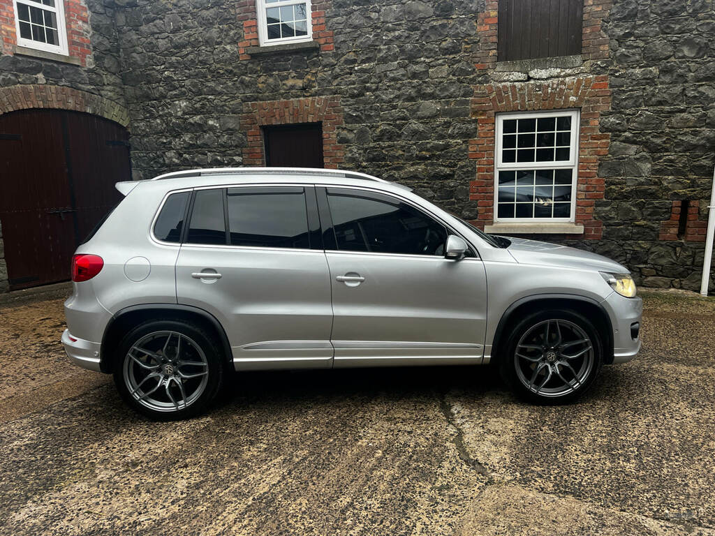 Volkswagen Tiguan 2.0 Tdi Bluemotion Tech R-line Silver