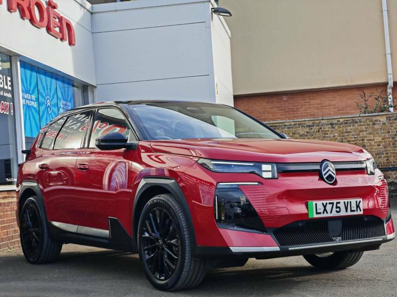 Citroen C5 Aircross Comfort Range 73Kwh Max - 2025 75 Red