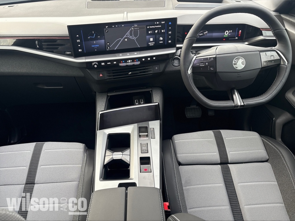 Vauxhall Grandland 73Kwh Ultimate Suv FV75LXA White #2