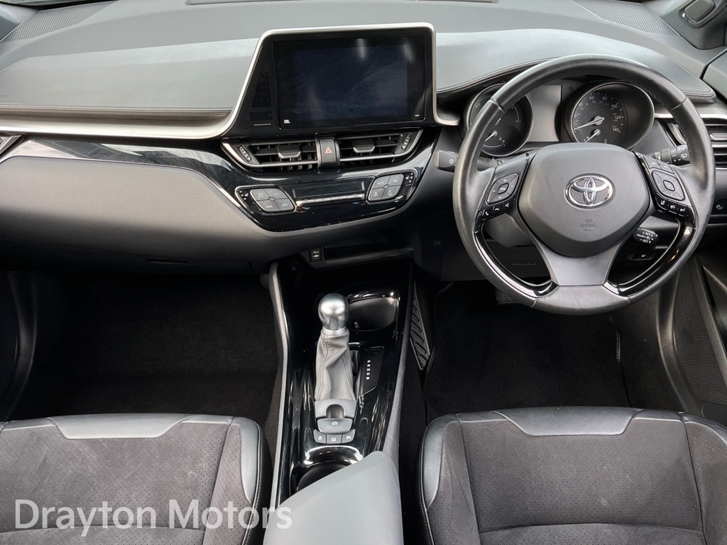 Toyota C-Hr 1.8 Hybrid Lime Edition Suv Cvt Green #2