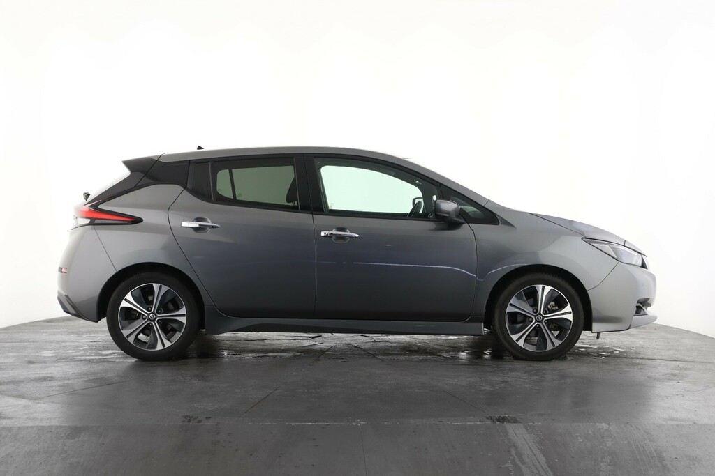 Nissan Leaf 110Kw N-connecta 40Kwh LM21XRE Grey #4