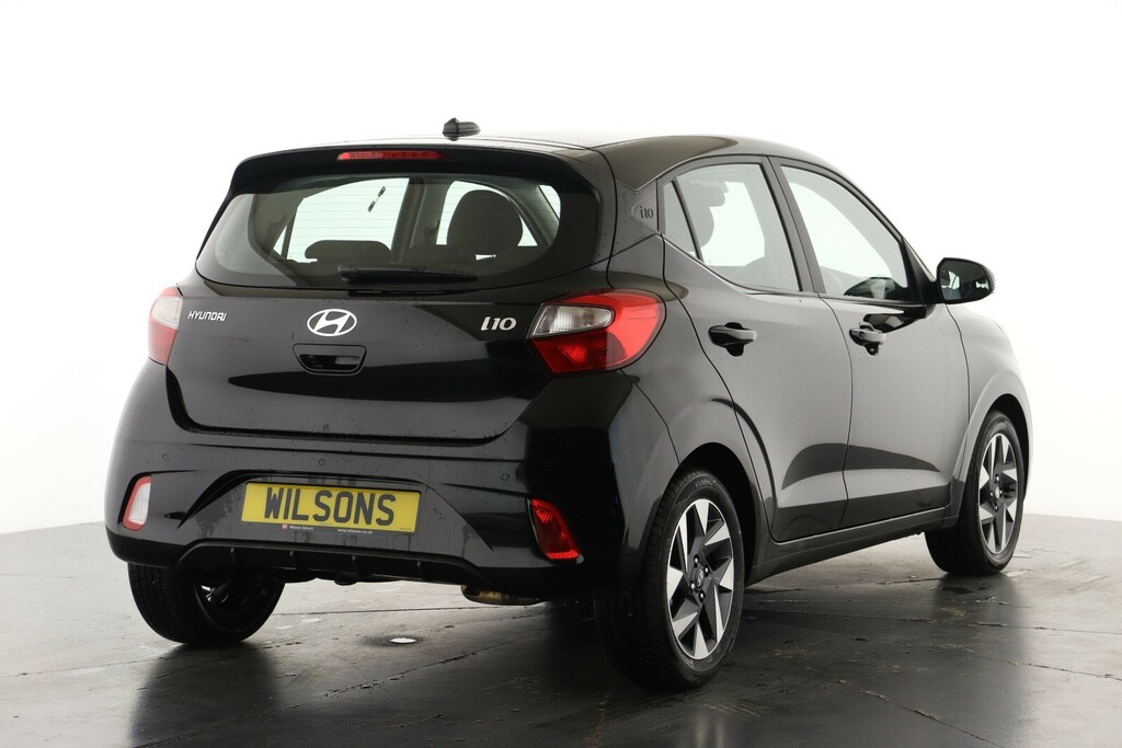 Hyundai I10 1.0 63 Advance Nav LC75XNR Black #3