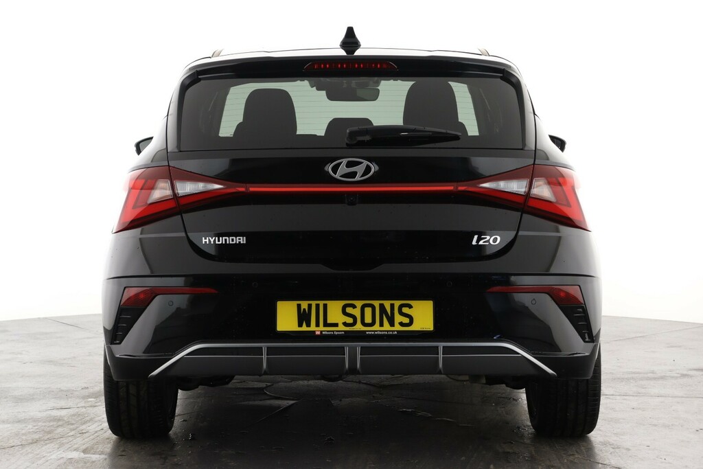 Hyundai I20 1.0T Gdi Premium Dct EA25YRV Black #2