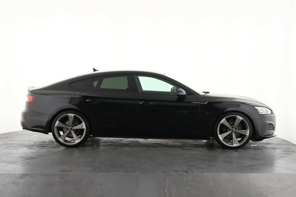 Audi A5 35 Tfsi Black Edition S Tronic AO69SZX Black #4