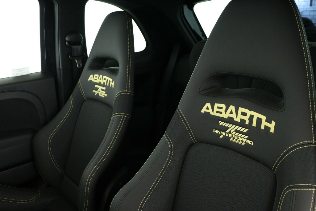 Abarth 695 1.4 T-jet 75Th Anniversario Euro 6 Black #13