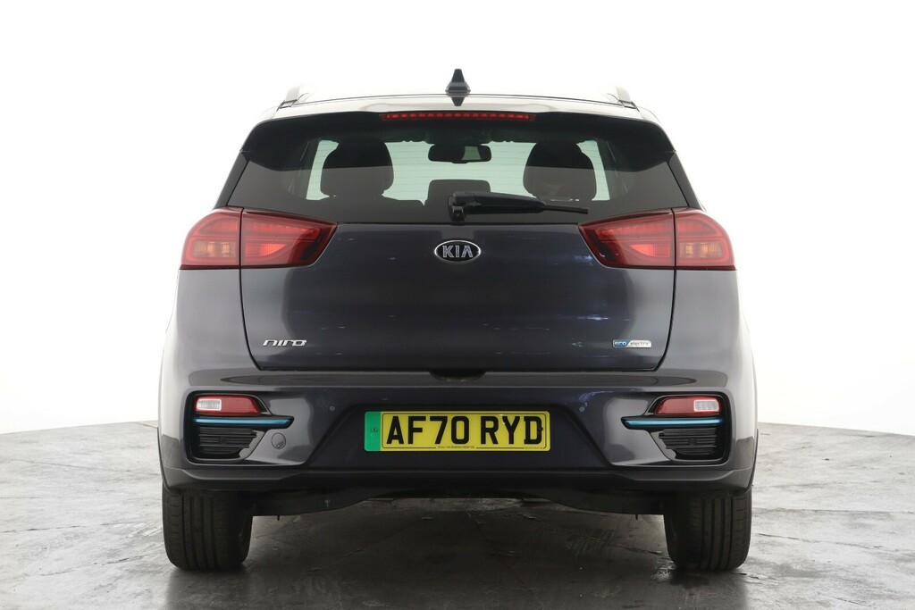 Kia e-Niro 150Kw 4 64Kwh AF70RYD Grey #2