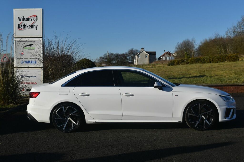 Audi A4 Saloon GY72ZBZ White #4