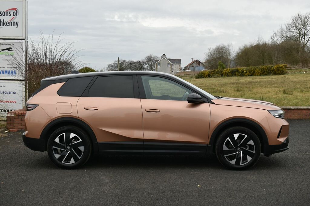 Vauxhall Grandland Suv DN25ZPC  #2