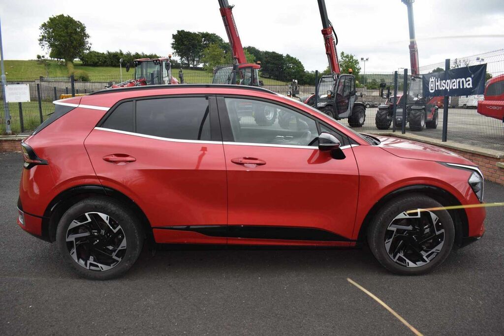 Kia Sportage Suv XRZ6150 Red #4