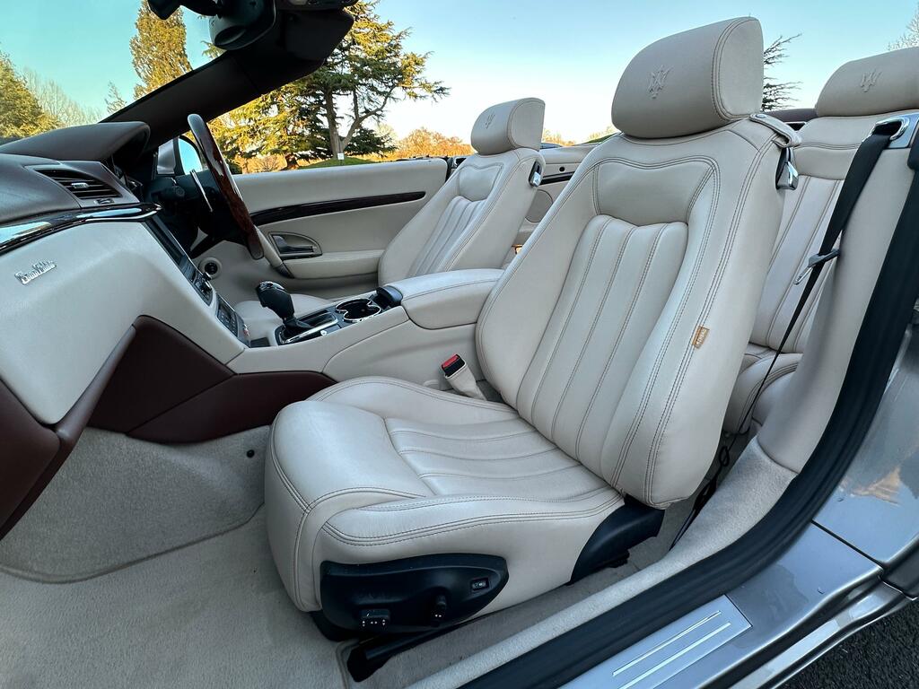 Maserati GranCabrio Auto Black #22