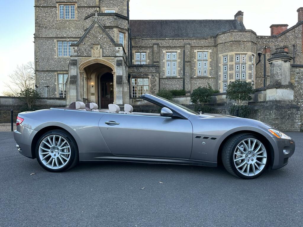 Maserati GranCabrio Auto Black #4
