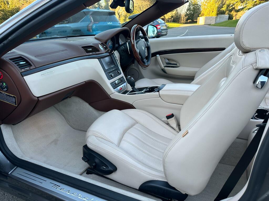 Maserati GranCabrio Auto Black #21