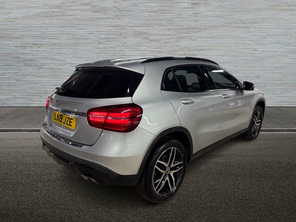 Mercedes-Benz GLA Class Urban Edition LK19JZE #5