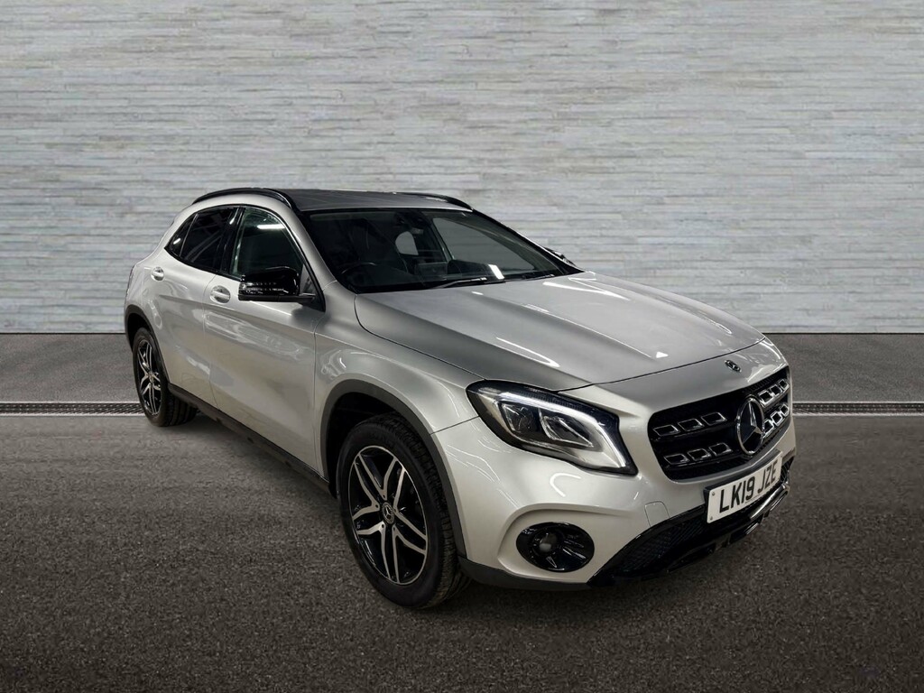 Mercedes-Benz GLA Class Urban Edition LK19JZE #2