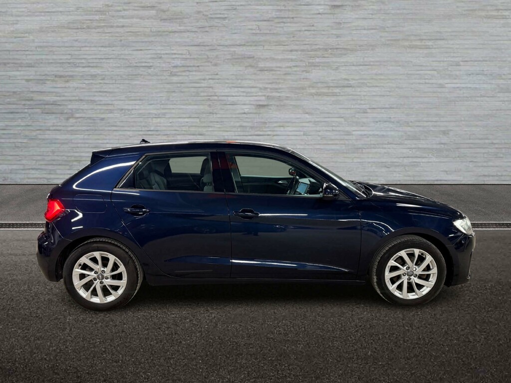 Audi A1 Sportback 30 Tfsi Sport AX68VRR Blue #4