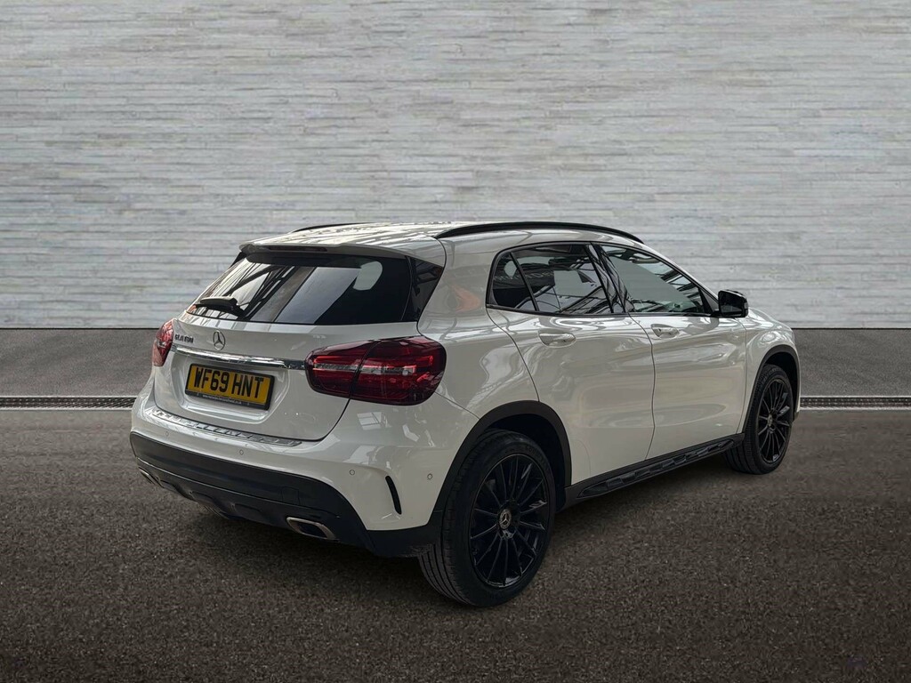 Mercedes-Benz GLA Class Amg Line Edition WF69HNT #5