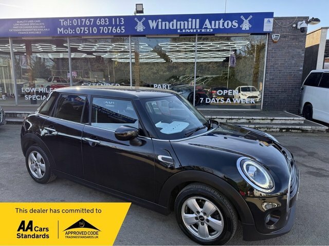 Mini Hatch Cooper Classic Hatchback Black