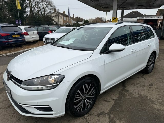 Volkswagen Golf Tsi Evo Se Estate AR19DLU White #3