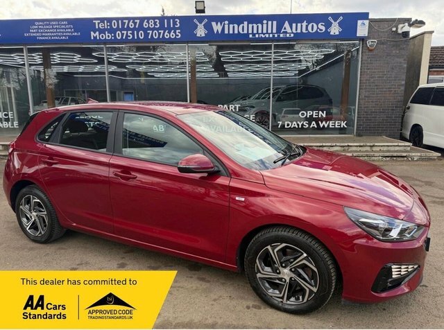 Hyundai I30 T-gdi Mhev Se Connect Red