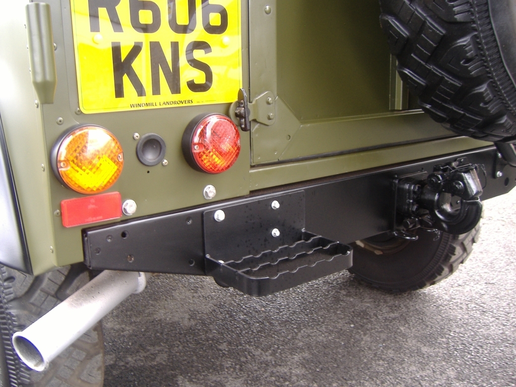 Land Rover Defender 90 Suv #24