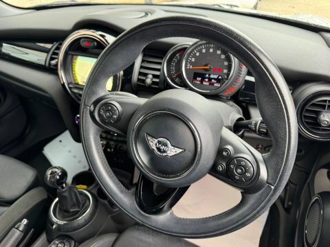 Mini Hatch 1.5 Cooper Euro Silver #2