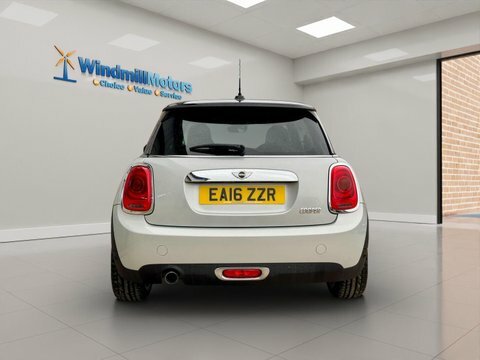 Mini Hatch 1.5 Cooper Euro Silver #6