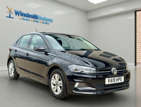 Volkswagen Polo 1.0 Evo Se Black