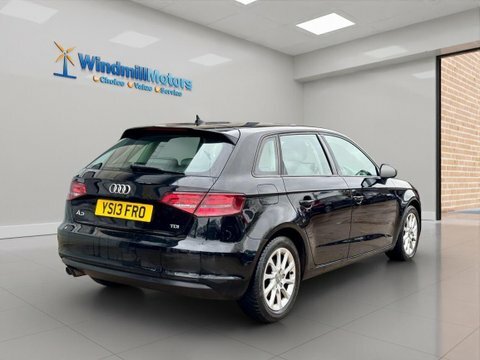 Audi A3 2.0 Tdi Se YS13FRO Black #4