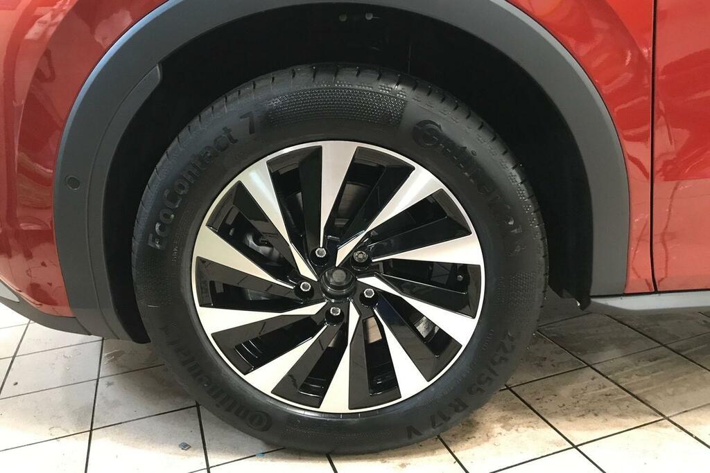 Volkswagen T-Roc New T-roc Life 1.5 Etsi 150 Ps 7-Speed Dsg Red #5
