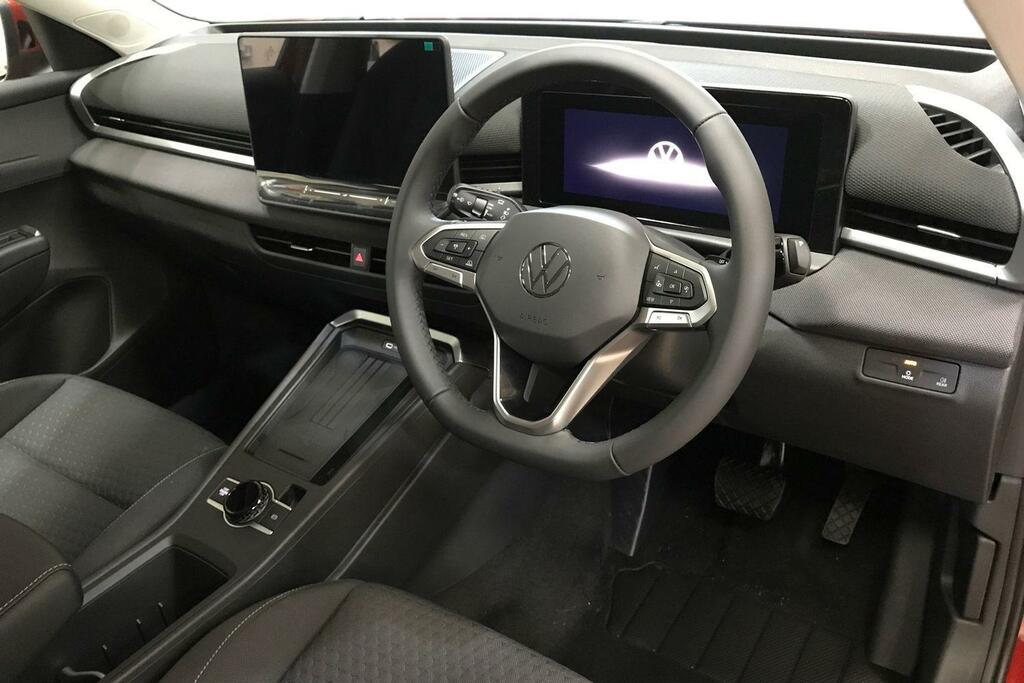 Volkswagen T-Roc New T-roc Life 1.5 Etsi 150 Ps 7-Speed Dsg Red #6