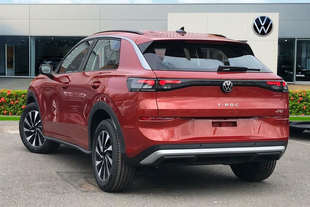 Volkswagen T-Roc New T-roc Life 1.5 Etsi 150 Ps 7-Speed Dsg Red #3