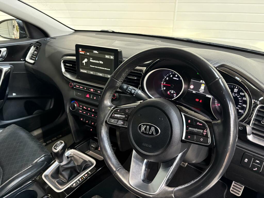 Kia Ceed 1.4 T-gdi First Edition Hatchback Manua Grey #4