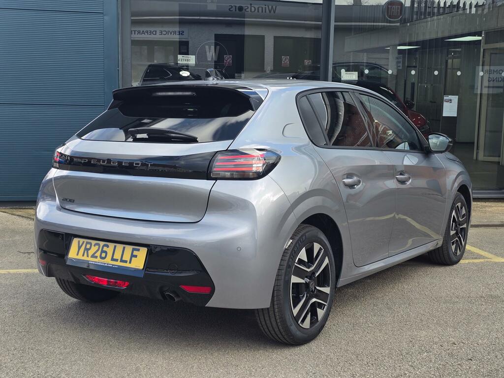 Peugeot 208 1.2 Puretech Allure Hatchback Eu YR26LLF  #4