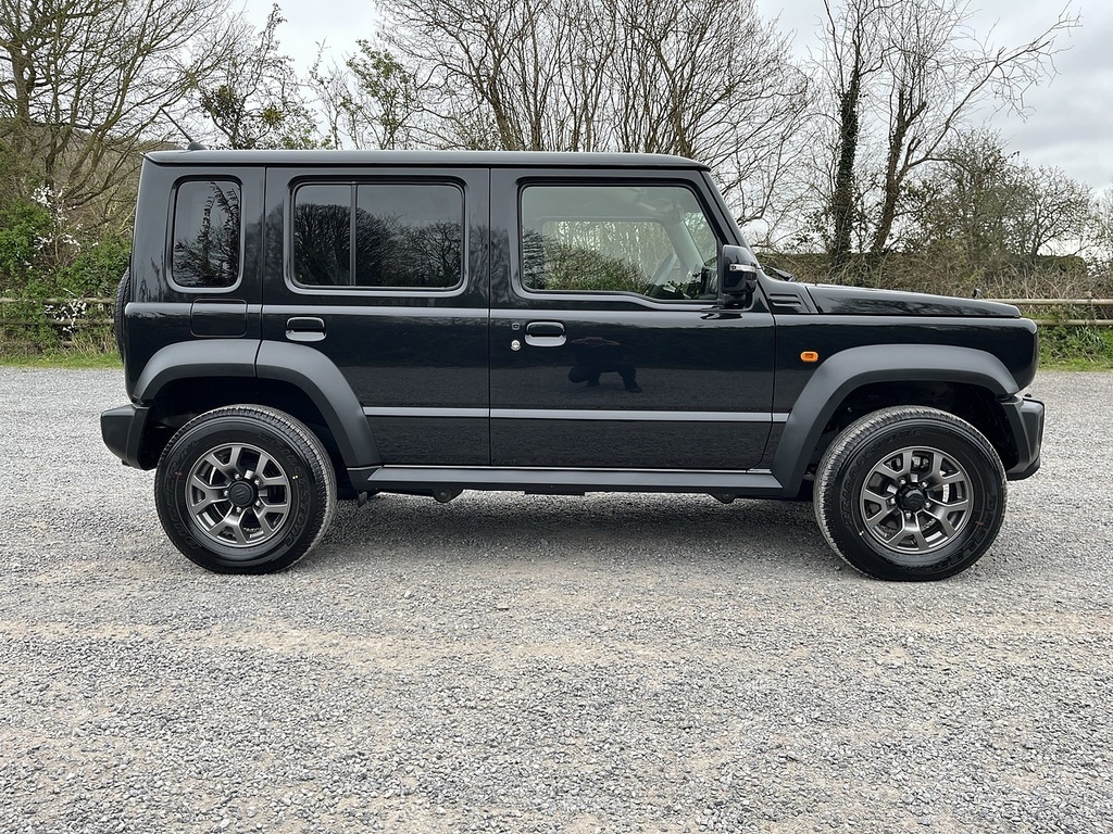 Suzuki Jimny Nomade Sz5 WX25FZN Black #2