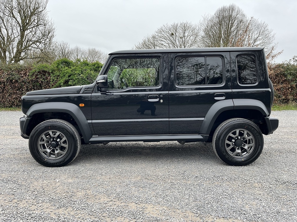 Suzuki Jimny Nomade Sz5 WX25FZN Black #6