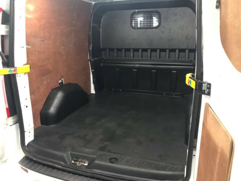 Ford Transit Custom 2.0 Ecoblue 130Ps Low Roof Dcab Limited Van - 202 MA72BBN White #5